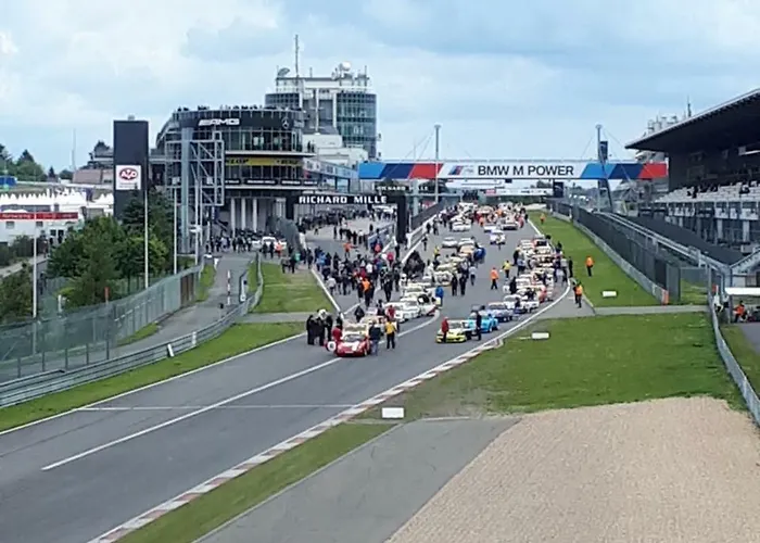 Alte Schleuse イン